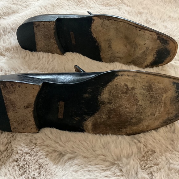 ** Men’s GUCCI Shoes** - Picture 6 of 6